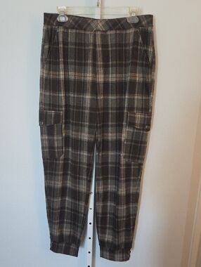 NWT Halara High Waisted Plaid Cargo Joggers - Brown/Tan Check - Size Large Reg